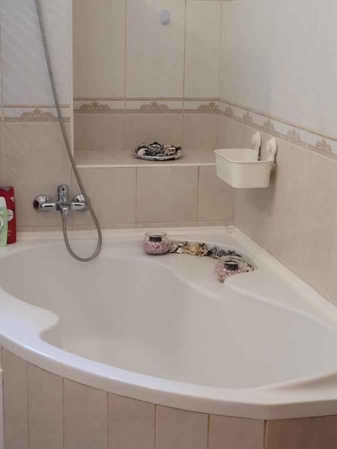 Lara Apartman デブレツェン エクステリア 写真